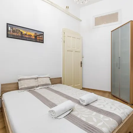 Real Wesselenyi Budapest